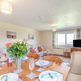 3 Bed in Haverfordwest oc-f41744