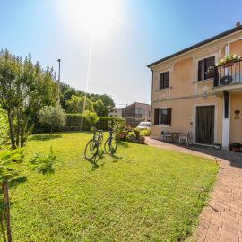 B&B We CaRe Appartamento, hotel in Lendinara