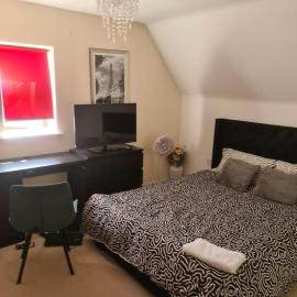 Fv Dwelling, hotel in Hucknall