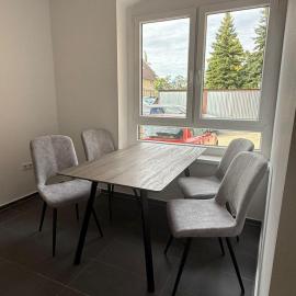 CKS Apartment 8