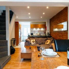 Finest Retreats - Three Storeys in Newent