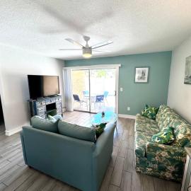 2BR/1BA Vacation Rental - Sienna Park