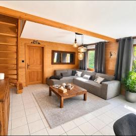 Exceptional chalet, Sauna, Lake & center within walking distance, hotel u gradu Žerarme