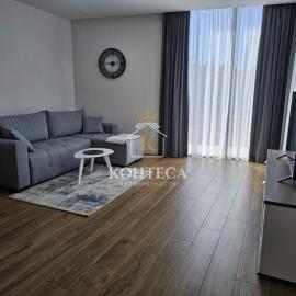 Premium 1BR Apartment with Garage, 100m to Sea