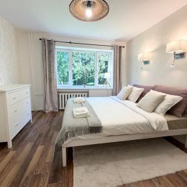 Quiet apartment with King Size bed in Viimsi，Viimsi的飯店
