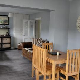 Cottage - Sleeps 6 - Parking