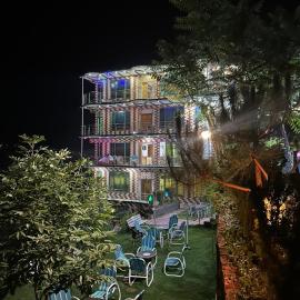 Bhurban Family Apartments, hotel a Murree