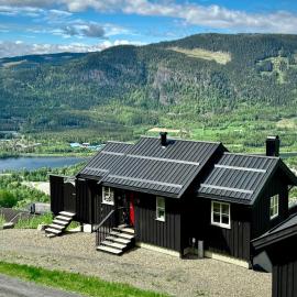 Hafjell cabin ski in ski out and stunning views, hotel a Øyer
