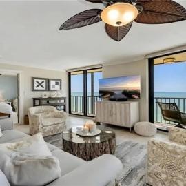 Oceanview Serenity Escape, hotel in Naples
