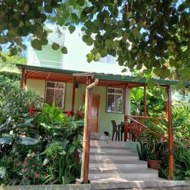 Finca Paraiso retiros holisticos, hotel San Clementében