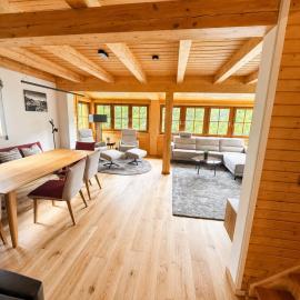 NEU komplett saniert - Falkert Lodge Alpine Escape, hotel v destinácii Falkertsee