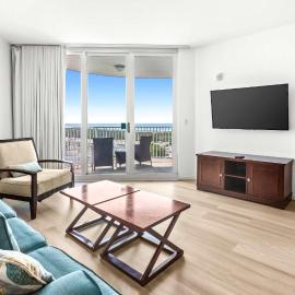 Cozy coastal condo with shared pool w lazy river and beach access