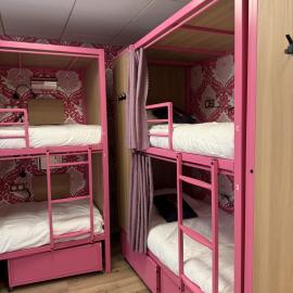 Hostelle - women only hostel Paris, hotel i Paris