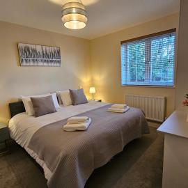2 Bedroom Flat Free Parking