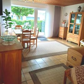 Ferienwohnung Feldbergblick, 2-Zimmer, KBT, separater Eingang, Südterrasse mit Markise