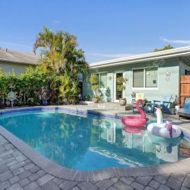 Caribbean Paradise Retreat Private Pool, Outdoor Kitchen & Jacuzzi, hotel in Fort Lauderdale