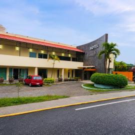 Hotel Vista Verde, hotel in Huichihuayán