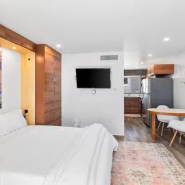 DTPH Cozy Corner - Pool & Parking, hotel di Phoenix