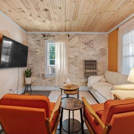 Stylish Boho 2BR New Furnishing Quite Area