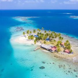 Disfruta una noche en las islas de San blas Guanidub, hotel in Mamartupo