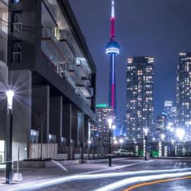 Cozy Yonge Dundas Stay Next to Eaton Centre, Direct transit to Union, CN Tower
