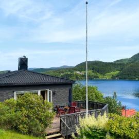 Valsøyfjord में, होटल 4 Bedroom Amazing Home In Valsøyfjord