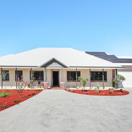 Luxury Family Escape Near Moore River, hotel i Guilderton
