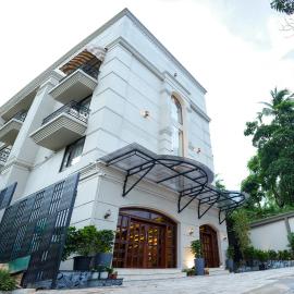 Raphilhin The Business Hotel, Hotel in Perintalmanna