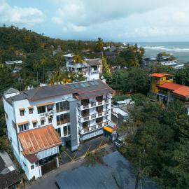 Gloria Grand Hotel