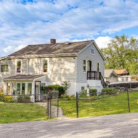 Waterfront Home on Marley Creek!, hotel a Glen Burnie
