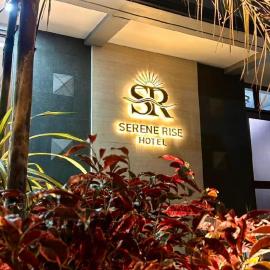 Serene Rise Hotel Angeles City، فندق في انجلس