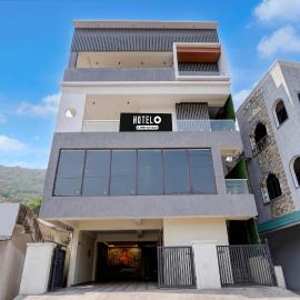 Hotel O Health City Visakhapatnam Formerly Nebo Suites, hotell i Visakhapatnam