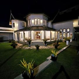 Airport Luxury Villa 65 - Negombo-Airport Transit Guest, hotel Negombóban