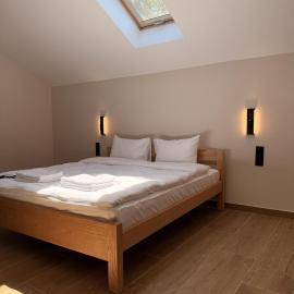 Ozeris Hotel & Restaurant, hotel em Szack