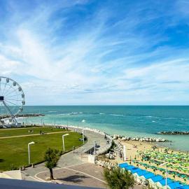 B&B HOTEL Pesaro Des Bains, hotel em Pesaro