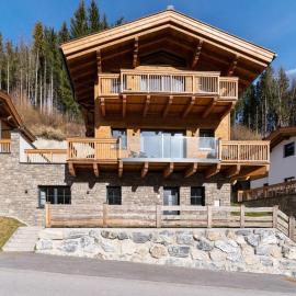 Modern Chalet in Mühlbach am Hochkönig near Ski Area