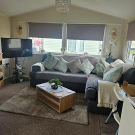 Jones caravan hire sycamore walk lyons robinhood rhyl, hotel in Meliden