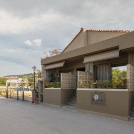 Pournari Center Toroni, hotelli kohteessa Toróni