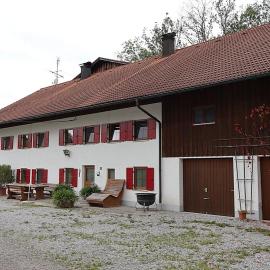 Ferienhaus, Bauernhof mit Angel- und Badesee, Roßhaupten, Allgäu