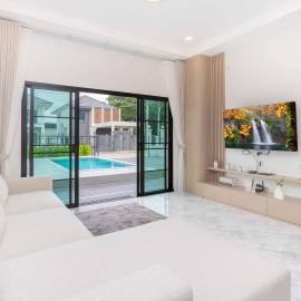 Stylish 3BR minimal pool villa, Chiang Mai