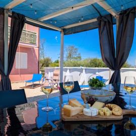 Villa with Sea View Parking، فندق في Lapedona