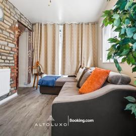 Calm & Comfortable Bristol One Bedroom Apt with Shared Garden in Bishopsworth by AltoLuxo