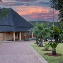 Lichenry Bush Lodge, hotel v mestu Mokopane