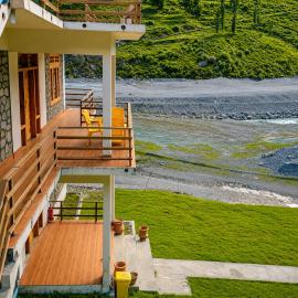 Rider Resort Kaghan, hotel di Glagrān