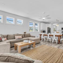 5 Bedroom Beach Block House: Ocean and Bay Views