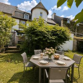 LA MAISON D'ALPHONSE, charmante, centre historique, 2-6 personnes, Terrasse & jardin, Accès rivière