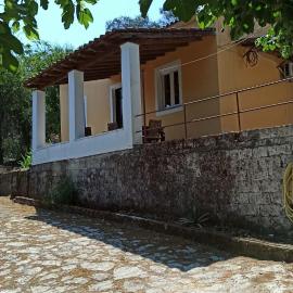 Marys Cottage, hotel a Zygós
