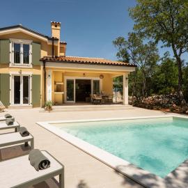 VIlletta Malner-Privat Luxury Pool Retreat on Krk Island