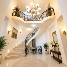 Dream House Hostel & Hotel