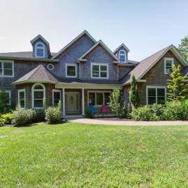 Villa Blue Lagoon Retreat, hotell sihtkohas East Quogue